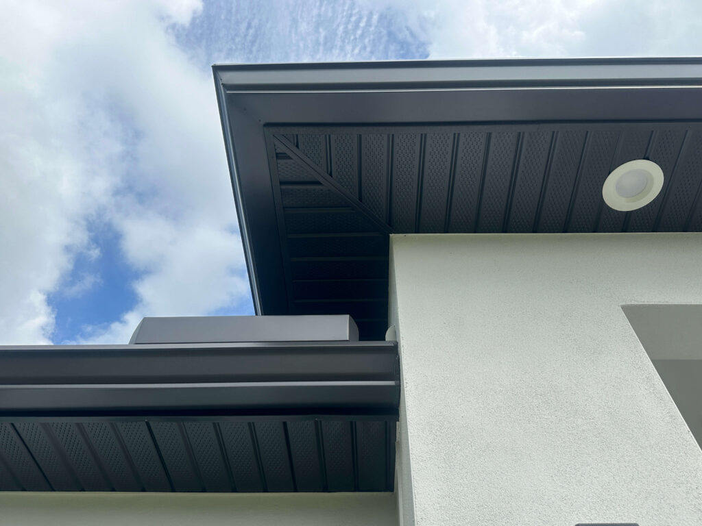 seamless house gutters